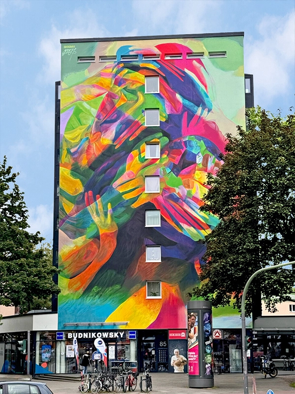 11 Walls, 11 Goals: Fassadenkunst in Eimsbüttel macht Lust auf die EM